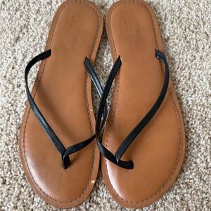 Mossimo Supply Co. Tan Footbed Sandals with Black Straps